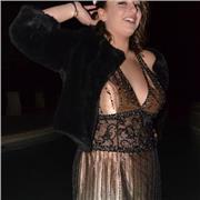 Studente universitaria sempre andata bene a scuola con ottimi risultati